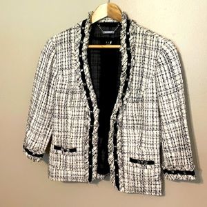 White House Black Market WHBM Size 4 Blazer Suit Jacket